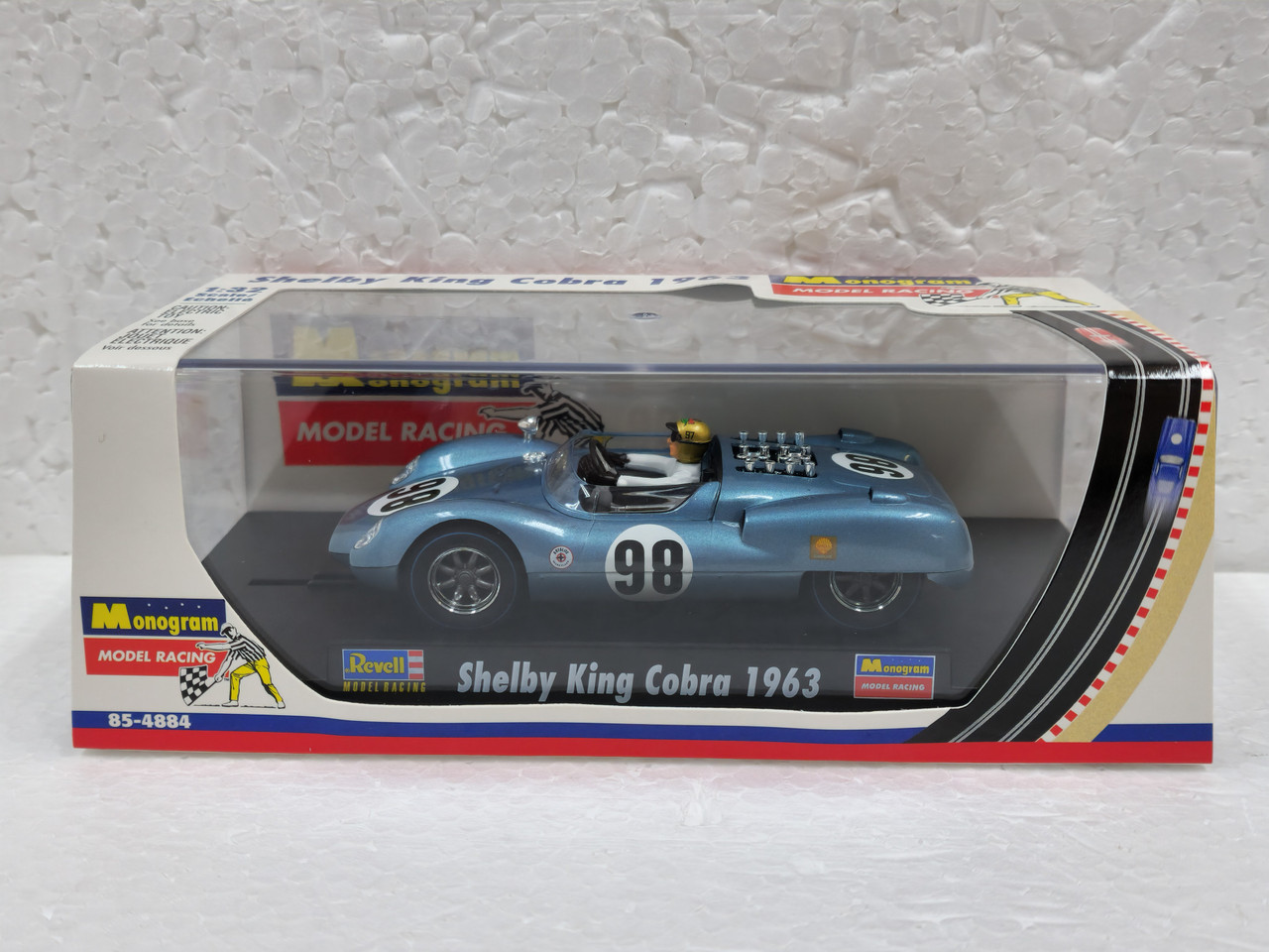 レベル モノグラム 1/32 シェルビー コブラ デイトナ クーペ スロット