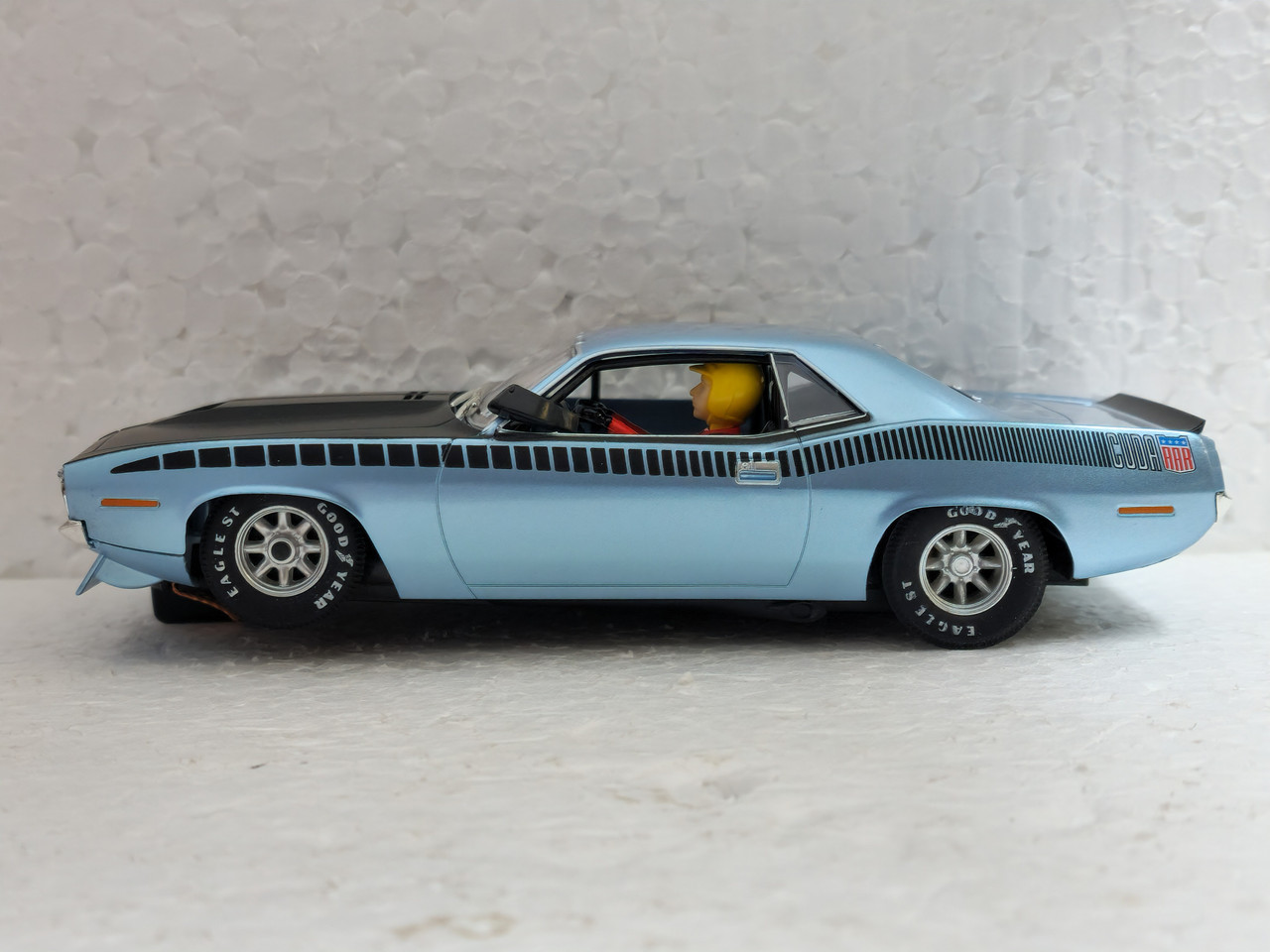 U10439X300 SCX Plymouth Trans Am AAR CUDA Bahama Blue 1970 1:32