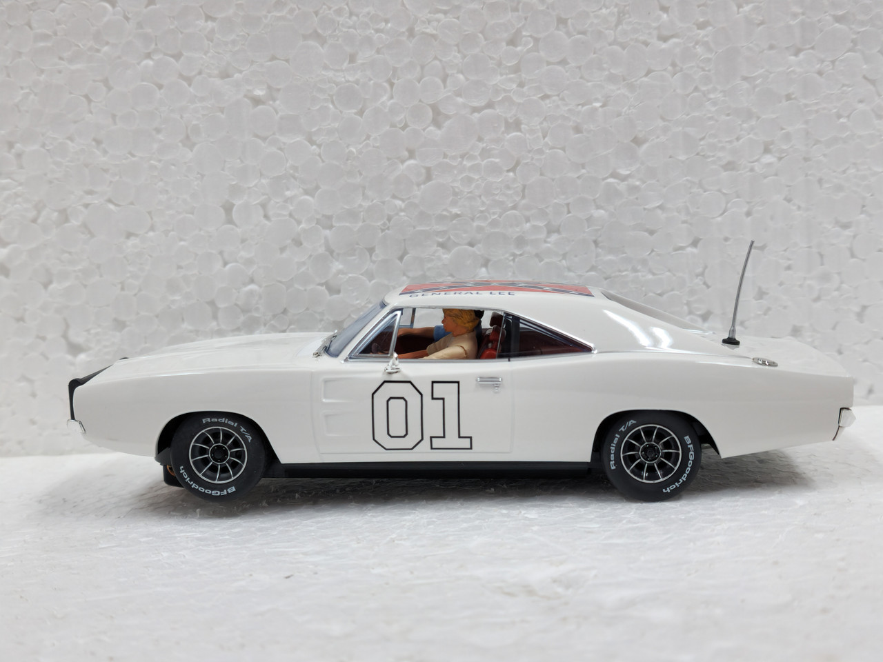 P026-DS Pioneer The General Lee '69 Dodge Charger - Dukes of