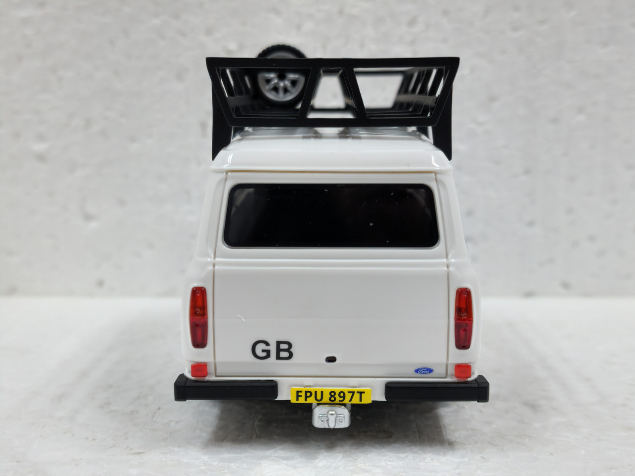 Schabak Slot Car 1/36 - Ford Transit Minibus Rouge - Voiture Circuit électrique