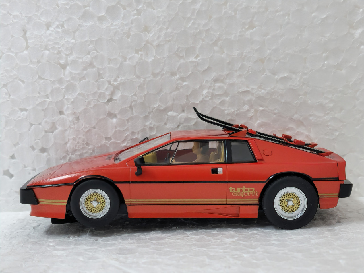 C4301 Scalextric James Bond Lotus Esprit Turbo For Your Eyes Only