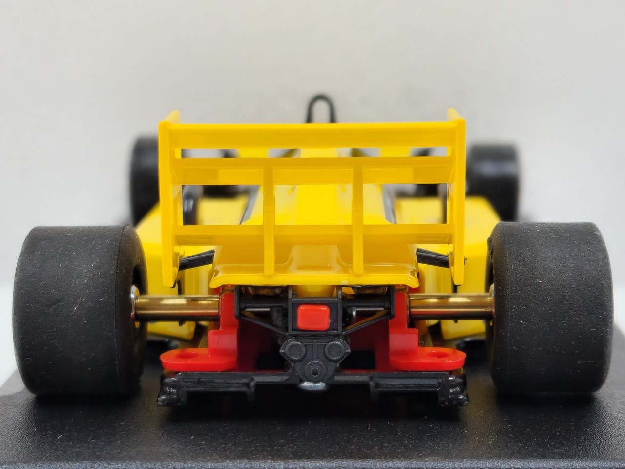 0329IL NSR Formula 86/89 Fittipaldi Copersucar, #16 1:32 Slot Car