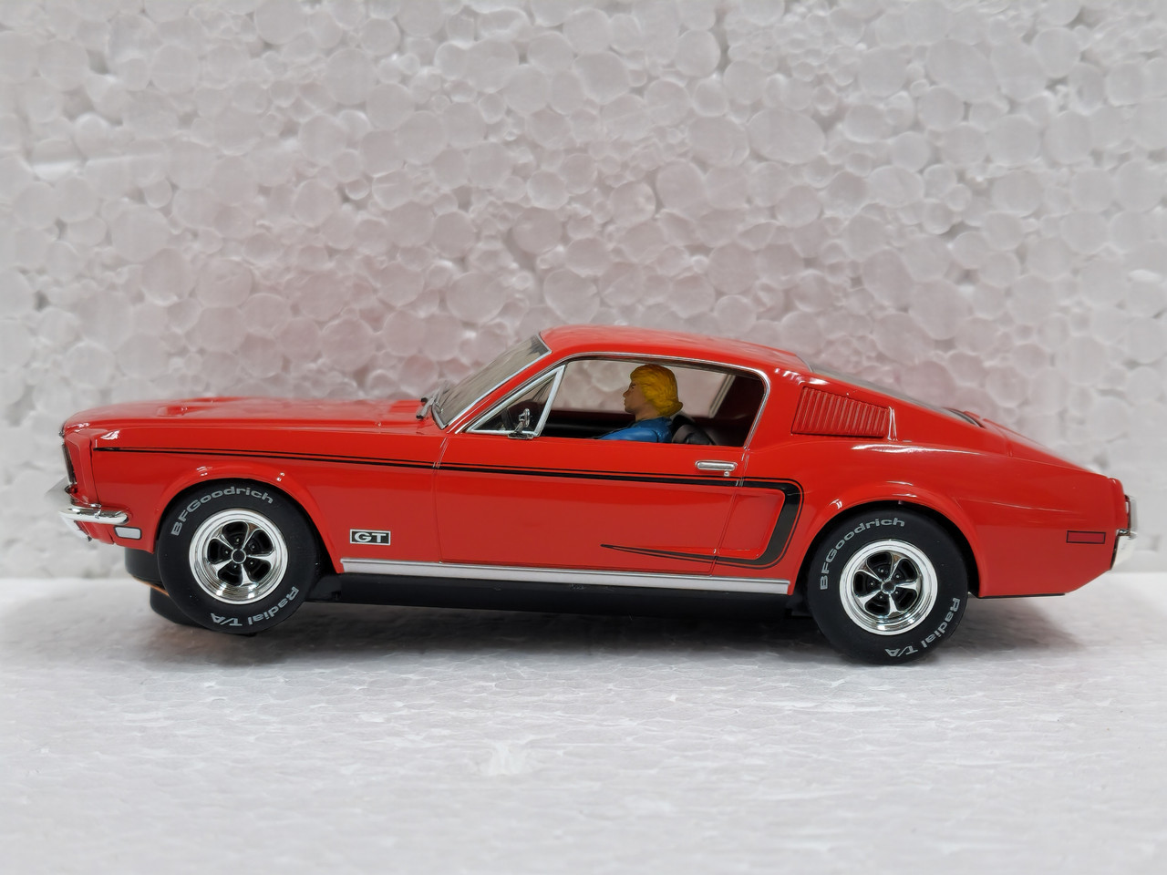No166 ミニカー1/18 1968 FORD MUSTANG GT 1968 FORD MUSTANG GT FASTBACK HIGHLAND GREEN MET. 1/24