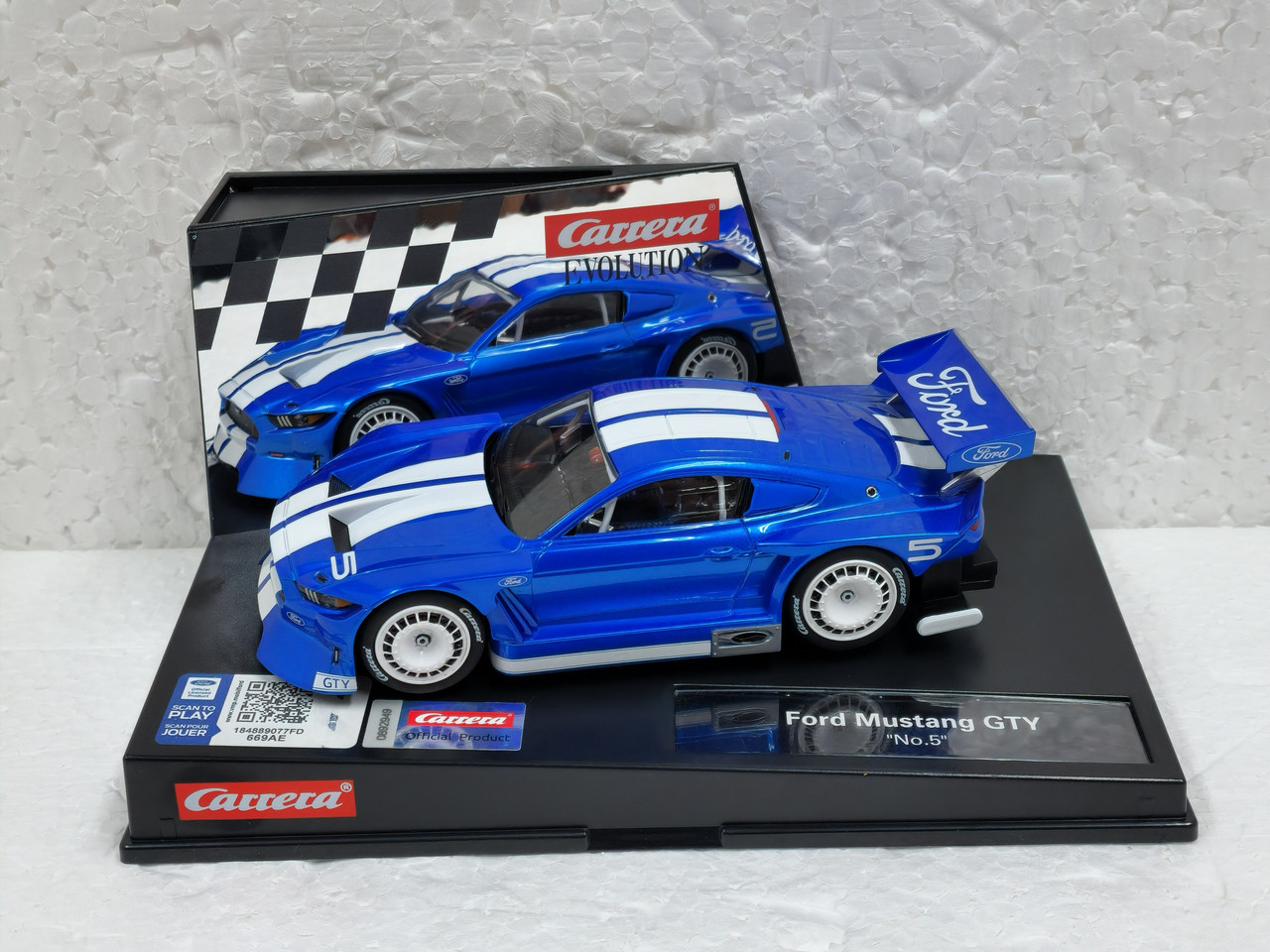 27751 Carrera Evolution Ford Mustang GTY, #5 1:32 Slot Car - Great