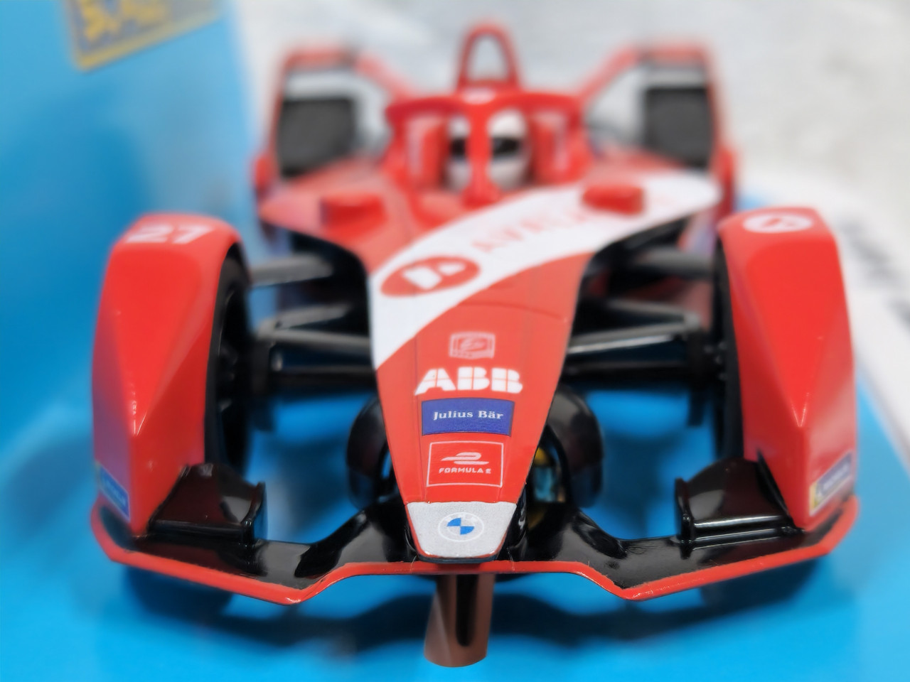 C4315 Scalextric Formula E - Avalanche Andretti - Season 8 - Jake Dennis,  #27 1:32 Slot Car DPR