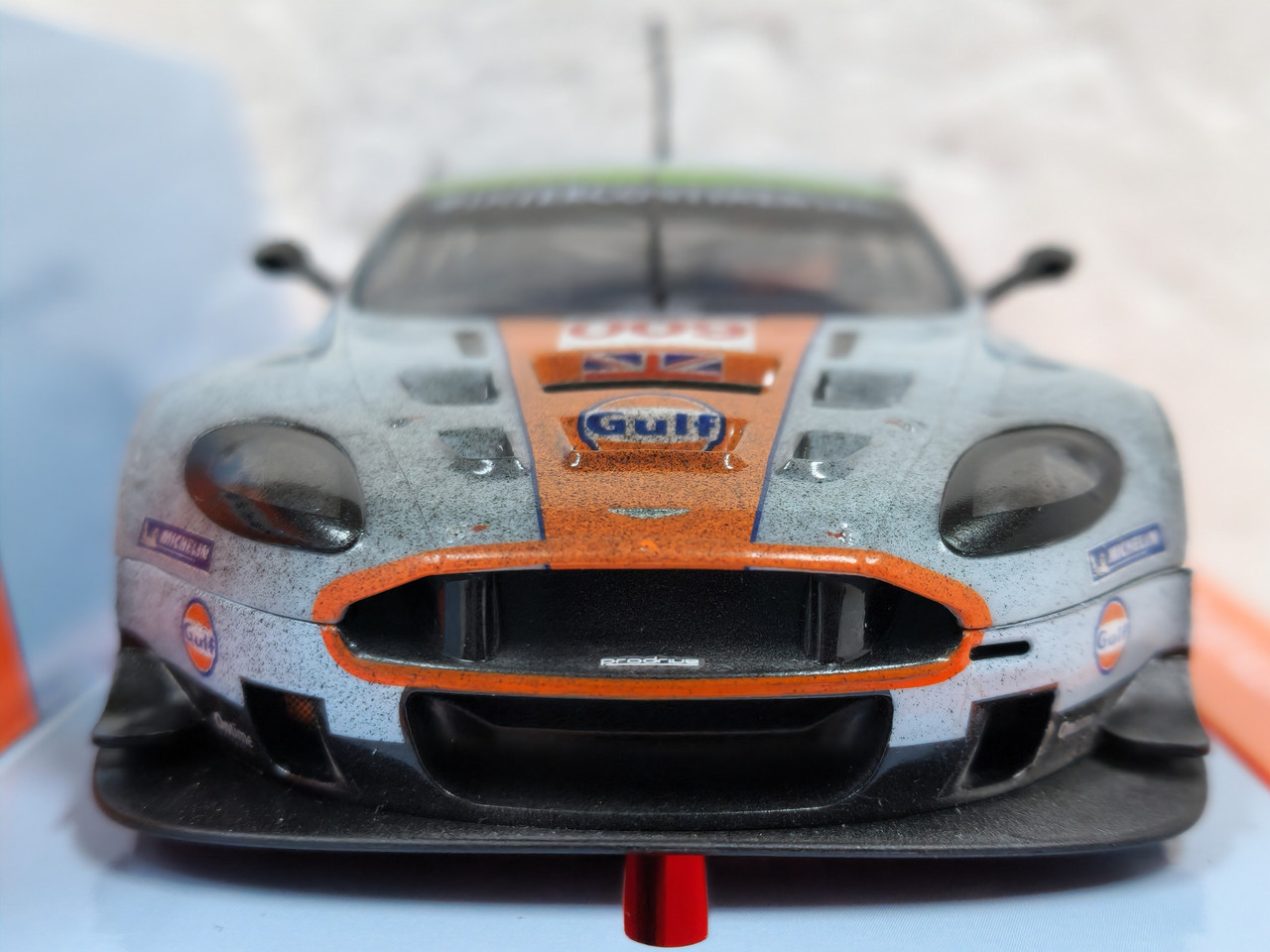 C4316 Scalextric Aston Martin GT3 DBR9 Gulf Edition - ROFGO Dirty Girl,  #009 1:32 Slot Car