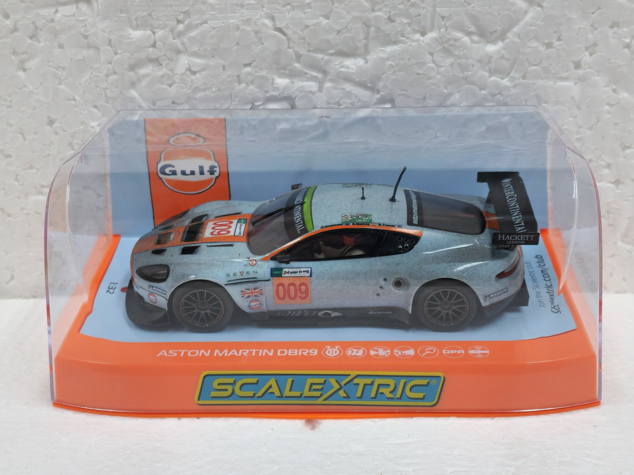 C4316 Scalextric Aston Martin GT3 DBR9 Gulf Edition - ROFGO Dirty Girl,  #009 1:32 Slot Car