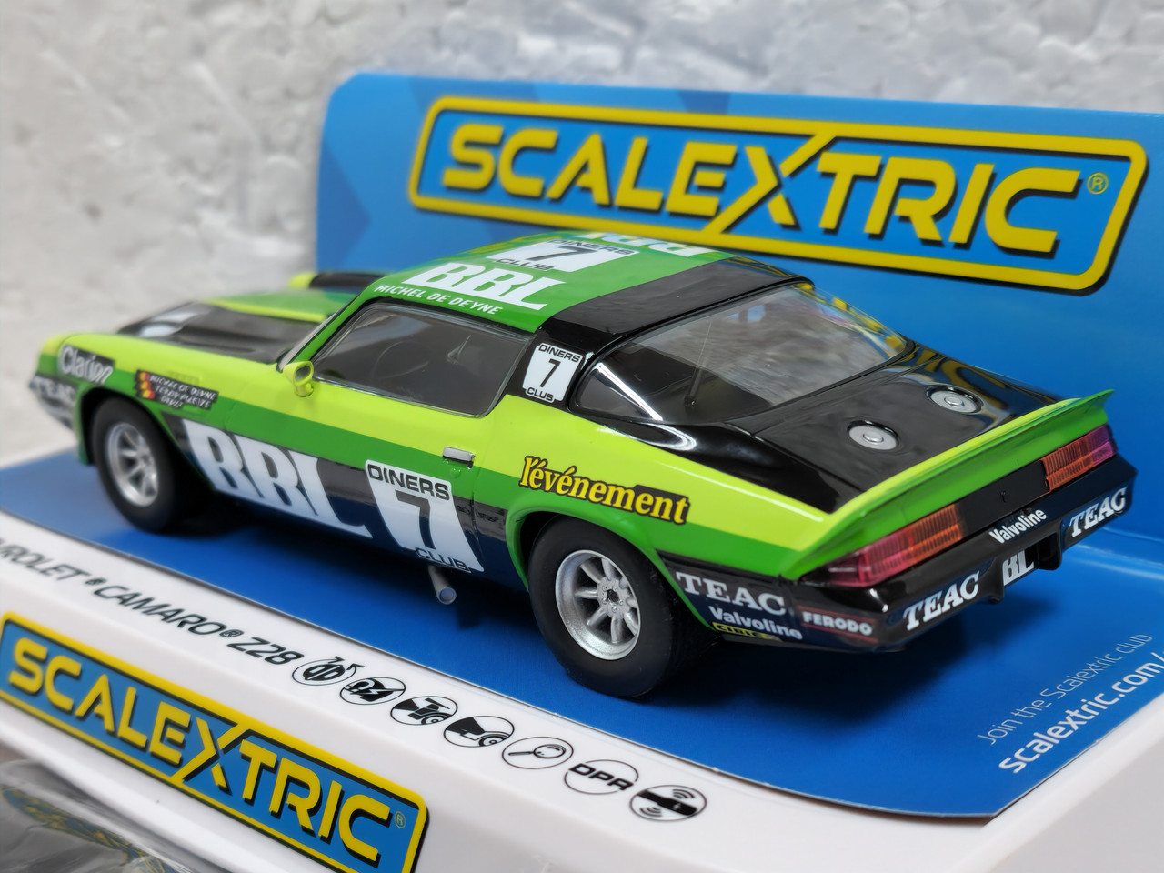 C4358 Scalextric Chevrolet Camaro Z28 SPA 24 hours 1981, #7 1:32
