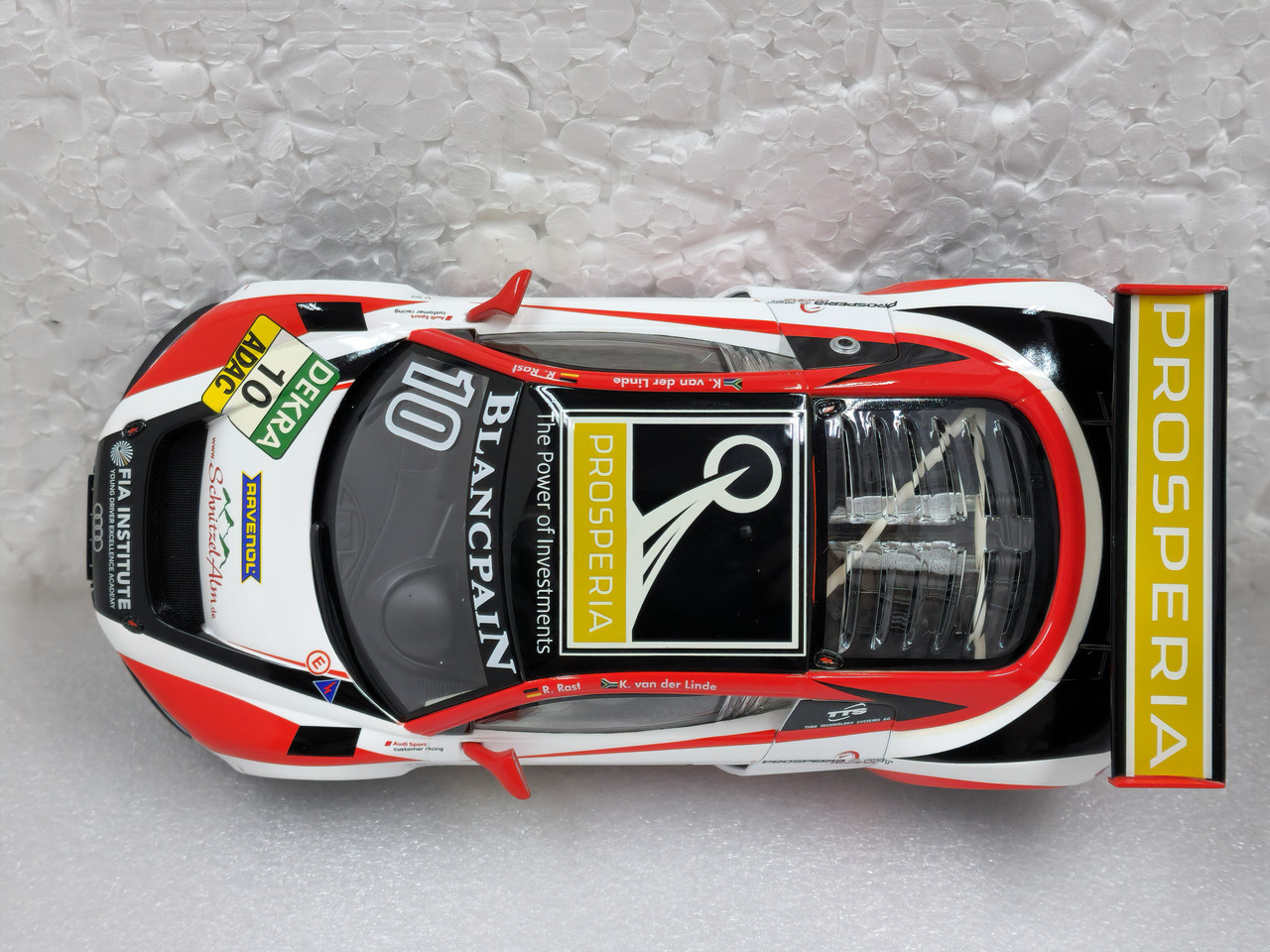 カレラ　Carrera DIGITAL 132 31063 Audi R8 カレラ Carrera DIGITAL 132 31063 Audi R8 Carrera Slots - Carrera