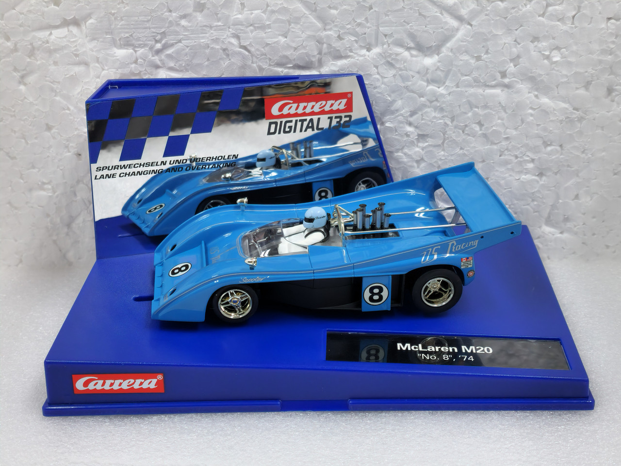 30573 Carrera Digital 132 McLaren M20 Can-Am 1973, #8 1:32 Slot