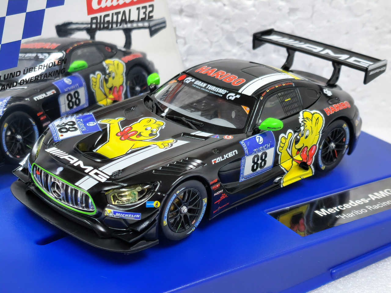 30782 Carrera Digital 132 Mercedes AMG GT3 Haribo Racing, #88 1:32