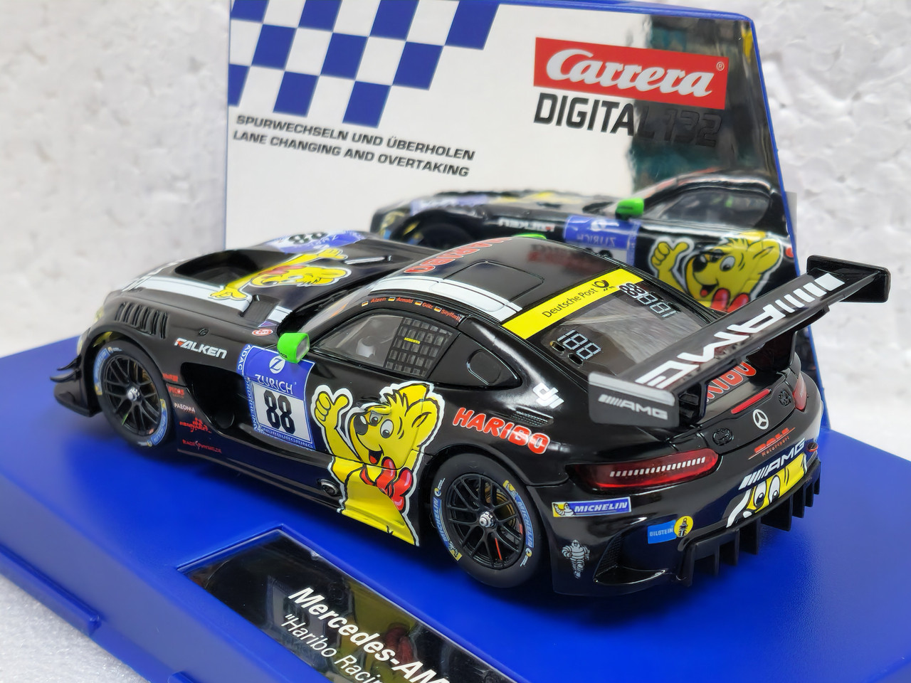 30782 Carrera Digital 132 Mercedes AMG GT3 Haribo Racing, #88 1:32