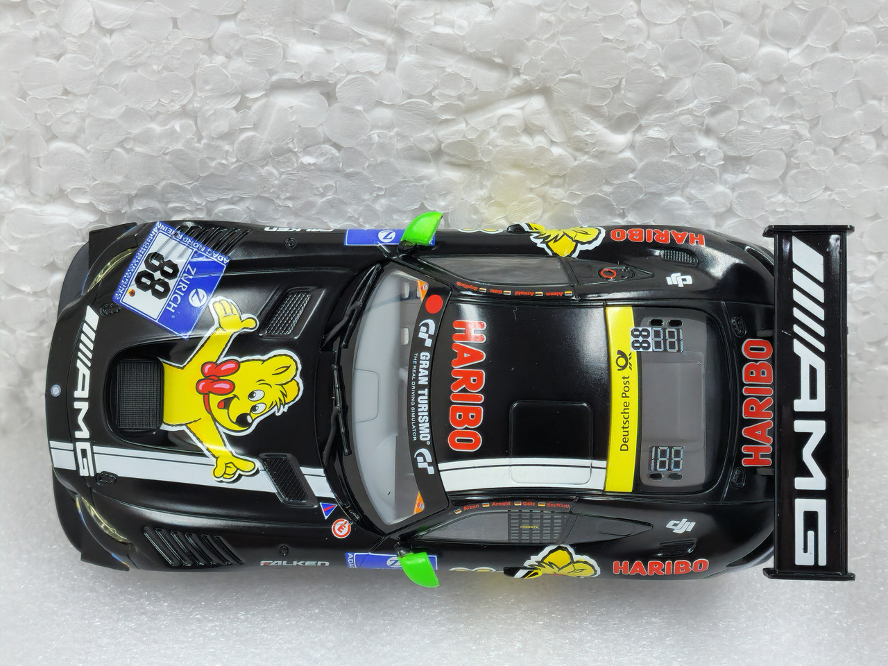 30782 Carrera Digital 132 Mercedes AMG GT3 Haribo Racing, #88 1:32