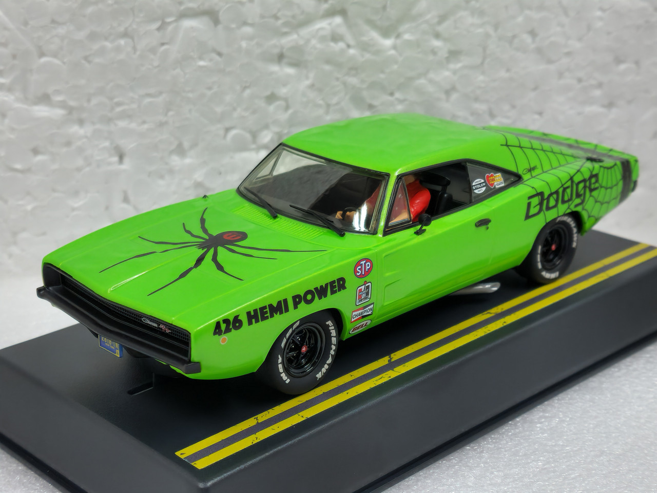 P144 Pioneer Dodge Charger R/T Hemi 426 'Black Widow' Street