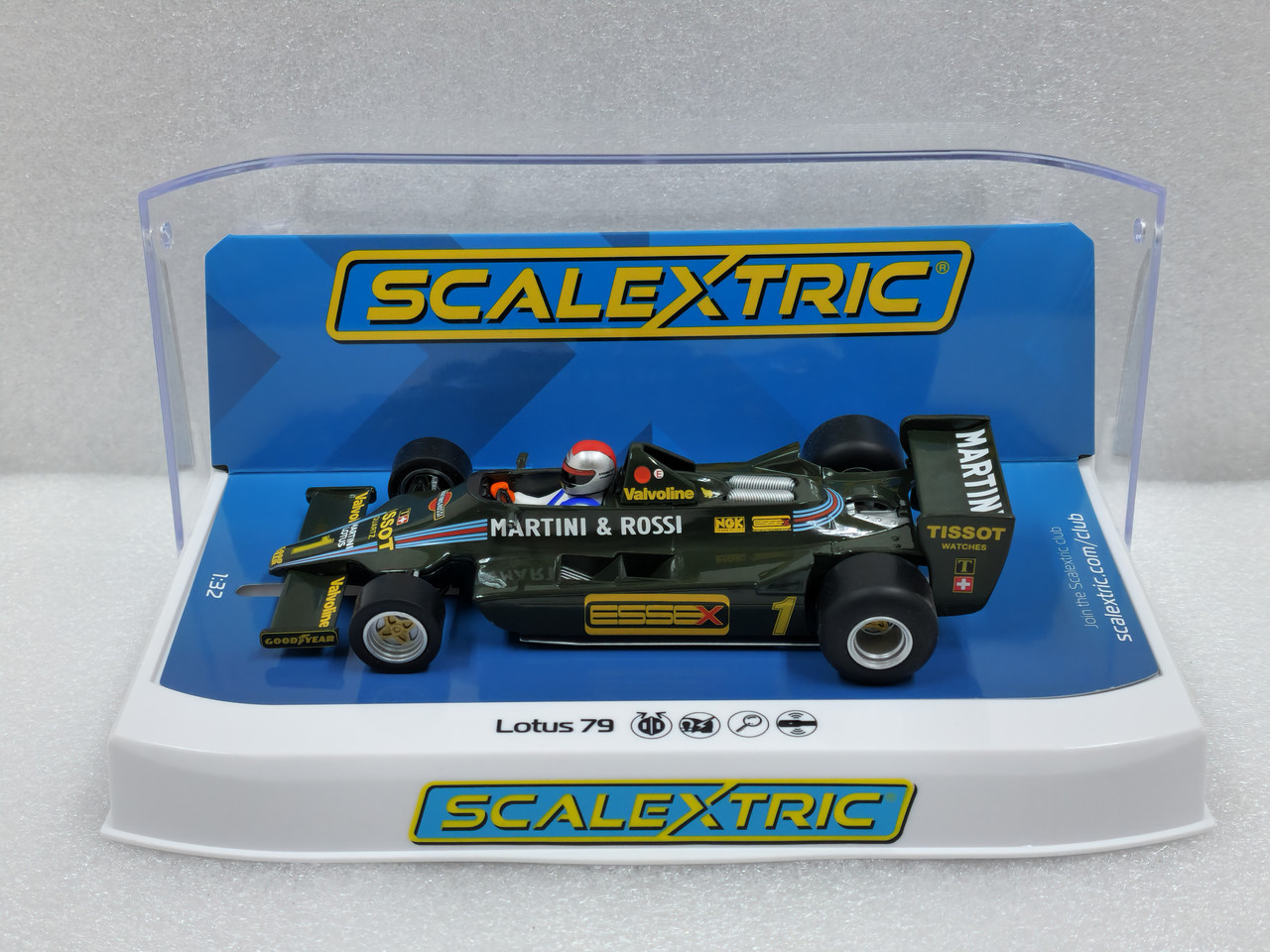 C4423 Scalextric Lotus 79 USA GP West 1979 Mario Andretti, #1 1:32 Slot Car