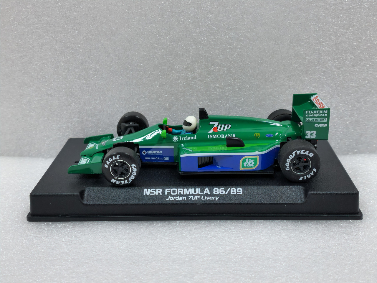 0353IL NSR Formula 86/89 Jordan 7UP 1991, #33 1:32 Slot Car