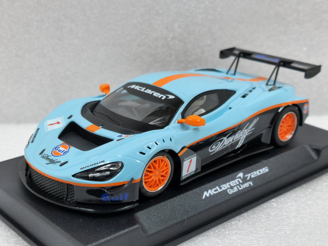 0355AW NSR McLaren 720S GT3 Gulf F1 GTR, #39 1:32 Slot Car