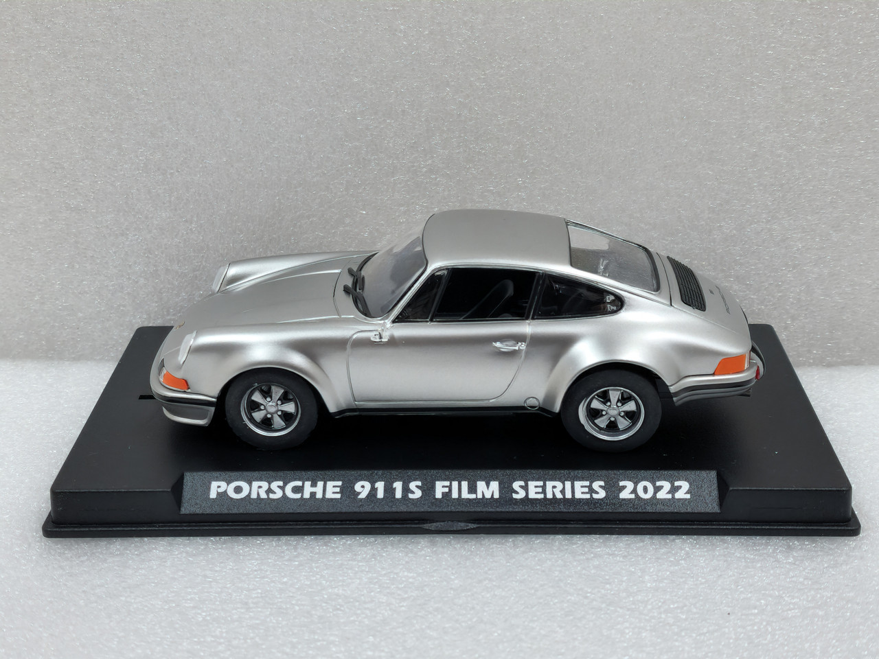 E2065 Fly Porsche 911 1973 Film Series 2022 1:32 Slot Car - Great