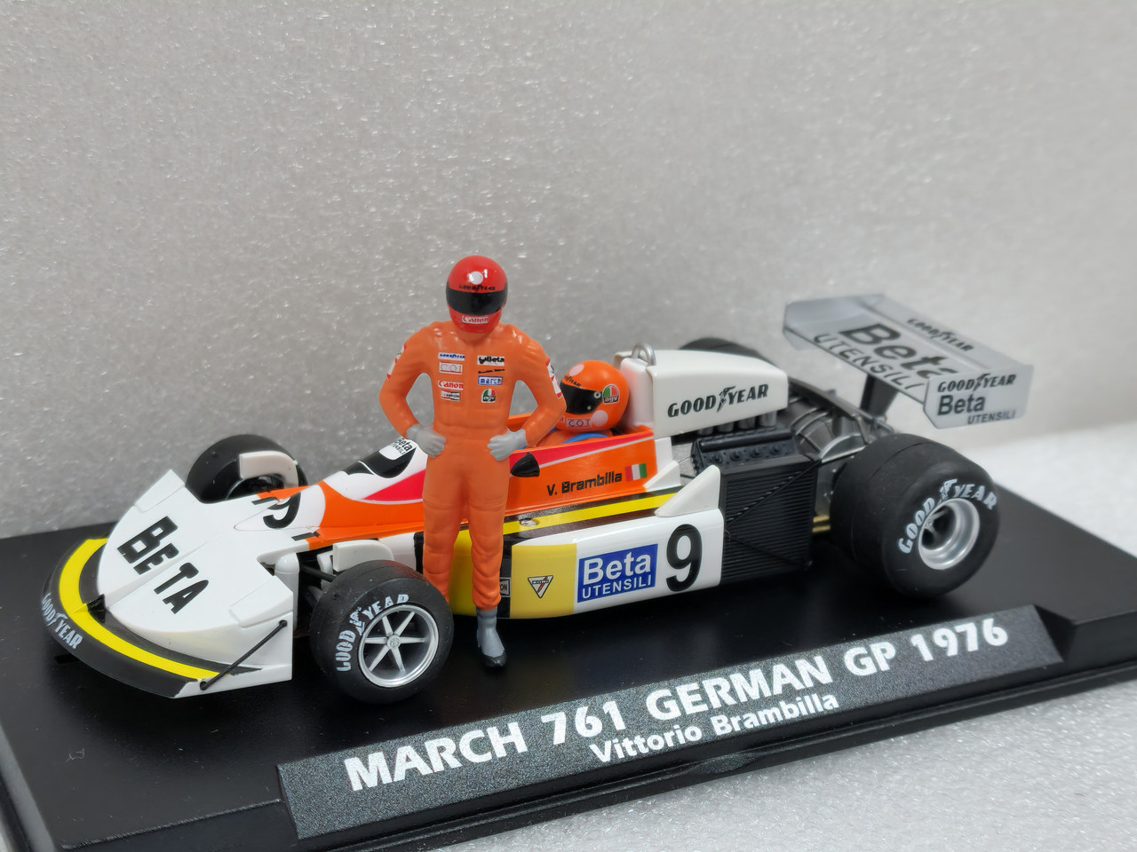 A2043F Fly March 761 F1 German GP 1976, #9 1:32 Slot Car w/figure