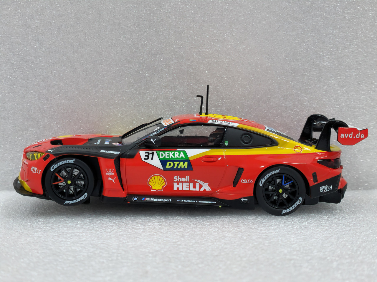 31077 Carrera Digital 132 BMW M4 GT3 Schubert Motorsport DTM 2022