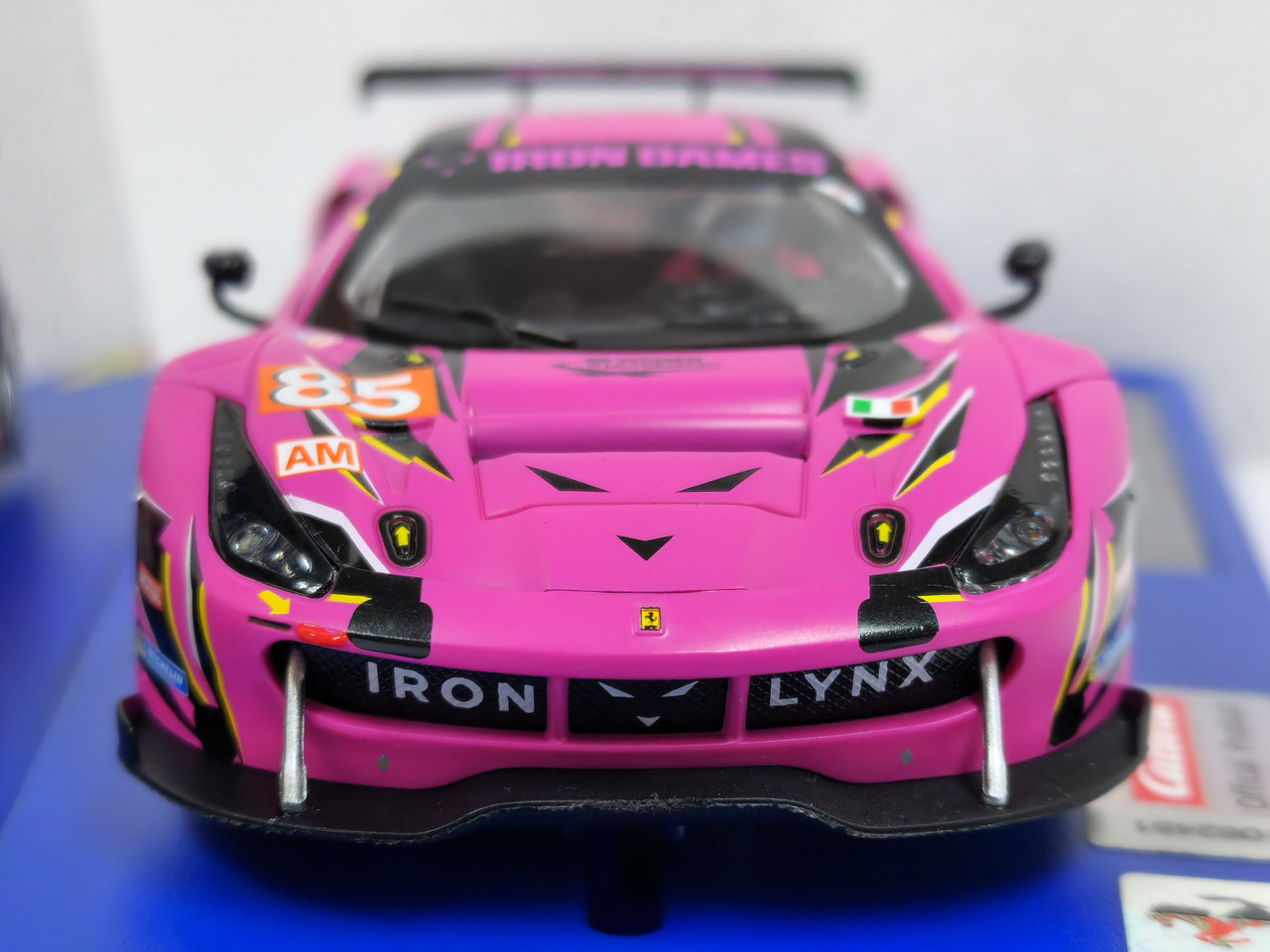 31081 Carrera Digital 132 Ferrari 488 GT3 Iron Dames, #85 1:32