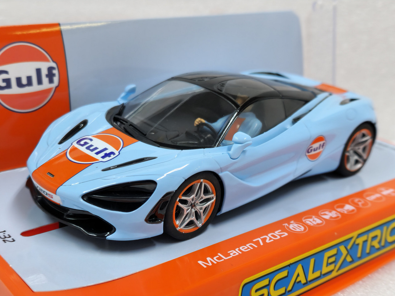 C4394 Scalextric McLaren 720S Gulf Edition 1:32 Slot Car *DPR