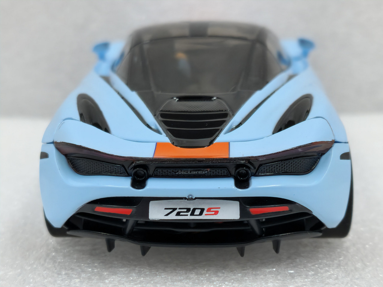 C4394 Scalextric McLaren 720S Gulf Edition 1:32 Slot Car *DPR