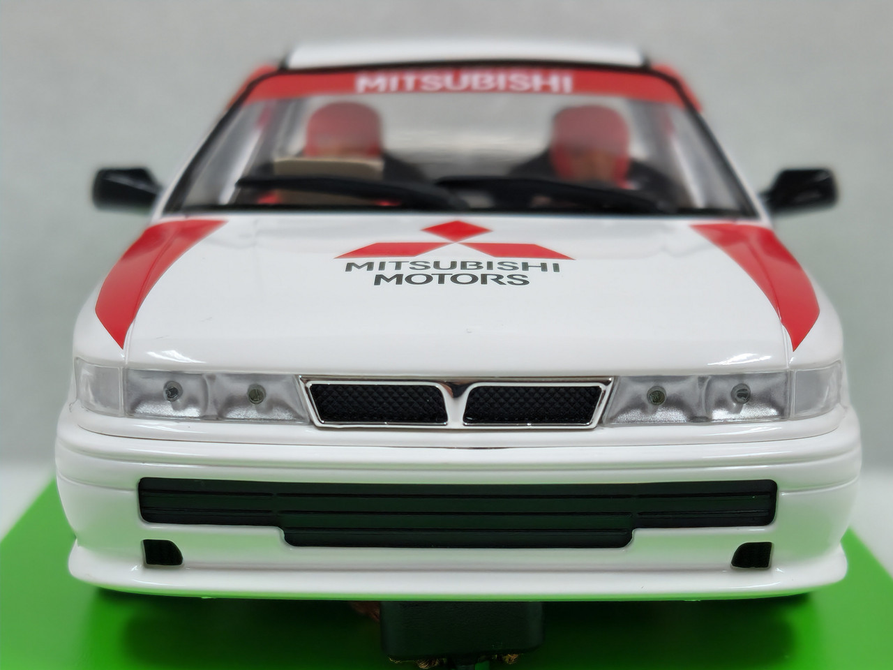 52201 Avant Slot Mitsubishi Galant VR4 Rally Art White 1:32 Slot