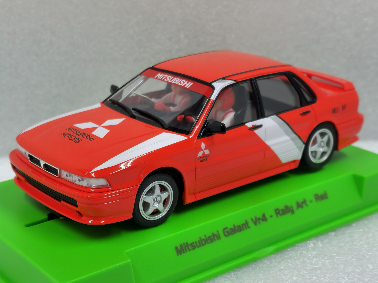 52202 Avant Slot Mitsubishi Galant VR4 Rally Art Red 1:32 Slot Car