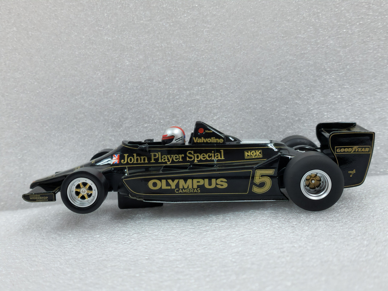 再値下げ！LOTUS 79 1978 Mario Andretti ミニカー Mario Andretti 1978 Lotus F1 Team Lotus 79 1:8 Scale Model