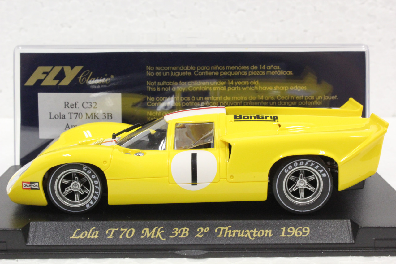 C32 Fly Lola T70 Mk3B 2nd Thruxton 1969 Amarillo 1:32 Slot Car