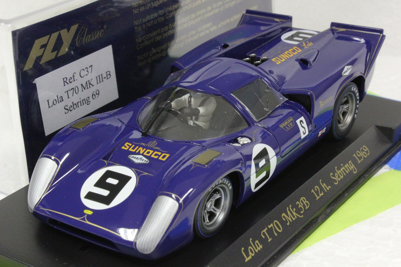 C37 Fly Lola T70 Mk3B 12H Sebring 1969 1:32 Slot Car - Great