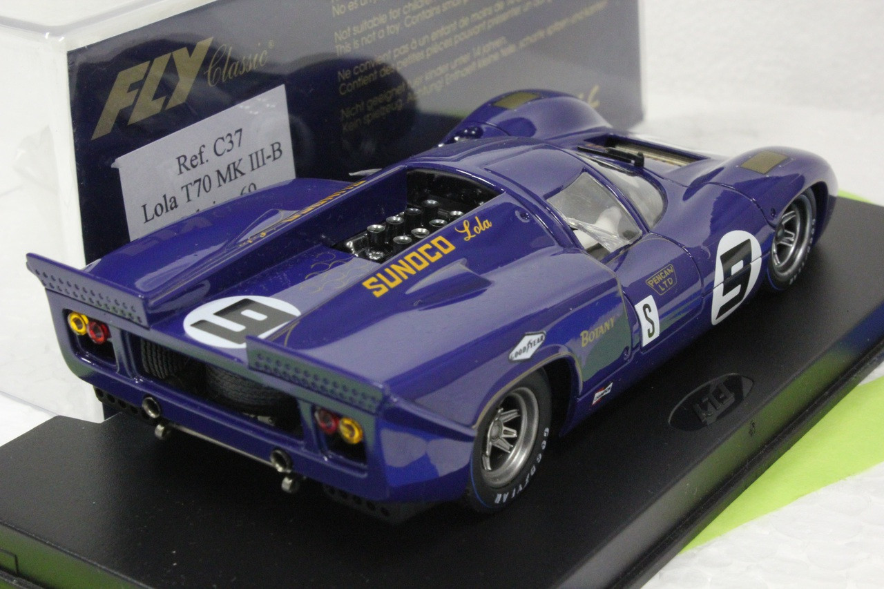 C37 Fly Lola T70 Mk3B 12H Sebring 1969 1:32 Slot Car - Great