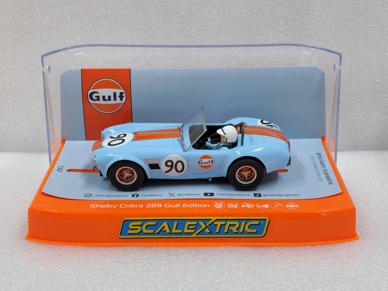 C4509 Scalextric Shelby Cobra 289 Gulf Edition, #90 1:32 Slot Car