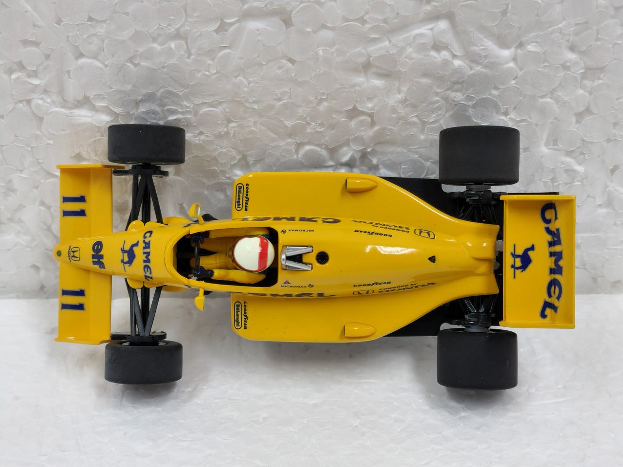 C4355 Scalextric Lotus 99T Monaco GP 1987 Camel Satoru Nakajima