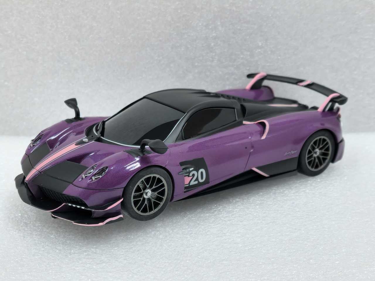 SEC4248 Carrera Digital 132 Pagani Huayra Roadster BC Drago Viola