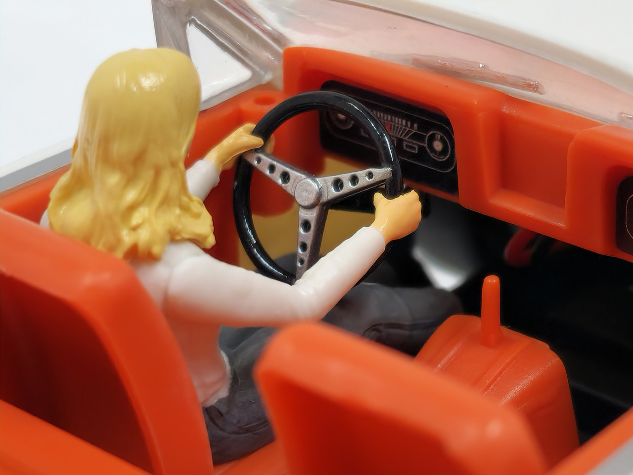Scalextric .FORD Mustang Goldfinger James Bond - Circuits de Legende Scalextric .FORD Mustang Goldfinger James Bond - Circuits de Legende