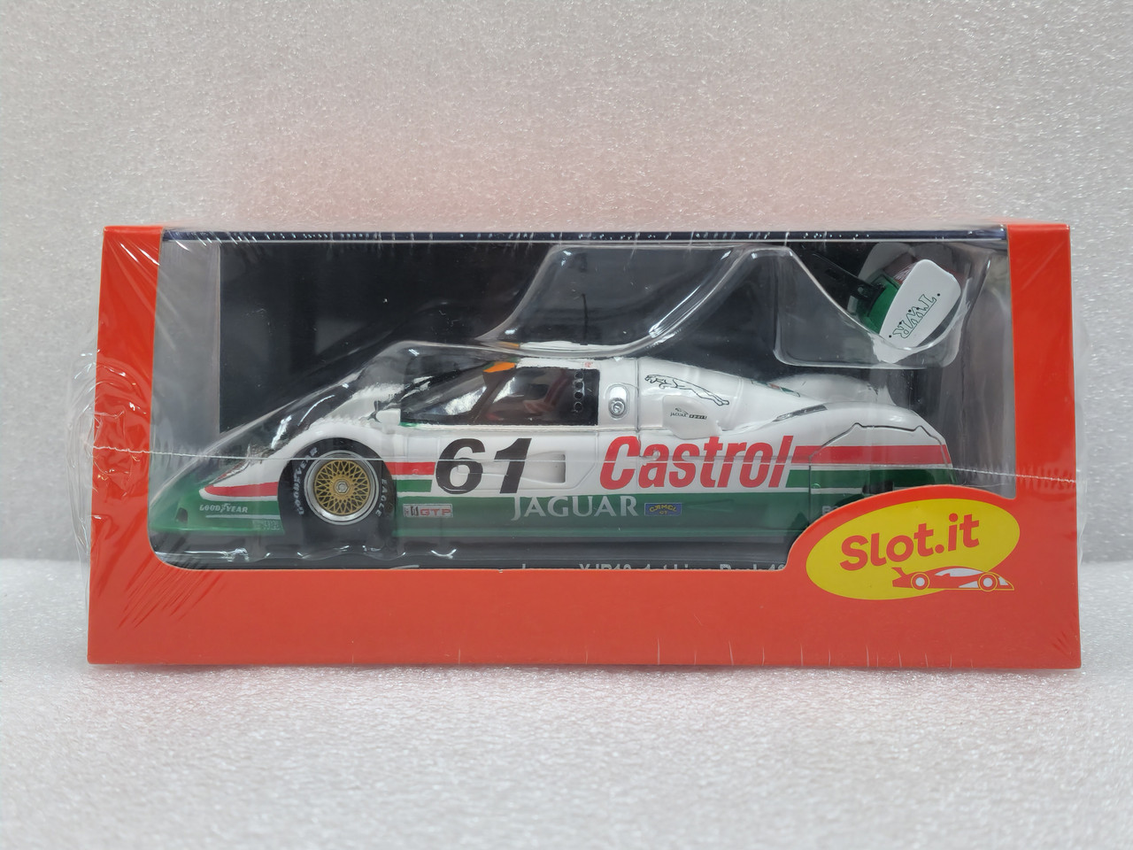 SICA42C Slot.it Jaguar XJR10 1st Lime Rock 1990, #61 1:32 Slot Car