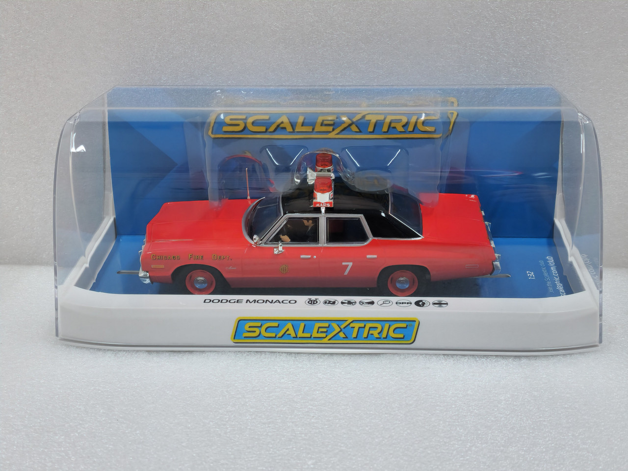 C4408 Scalextric Dodge Monaco - Chicago Fire Department 1:32 Slot