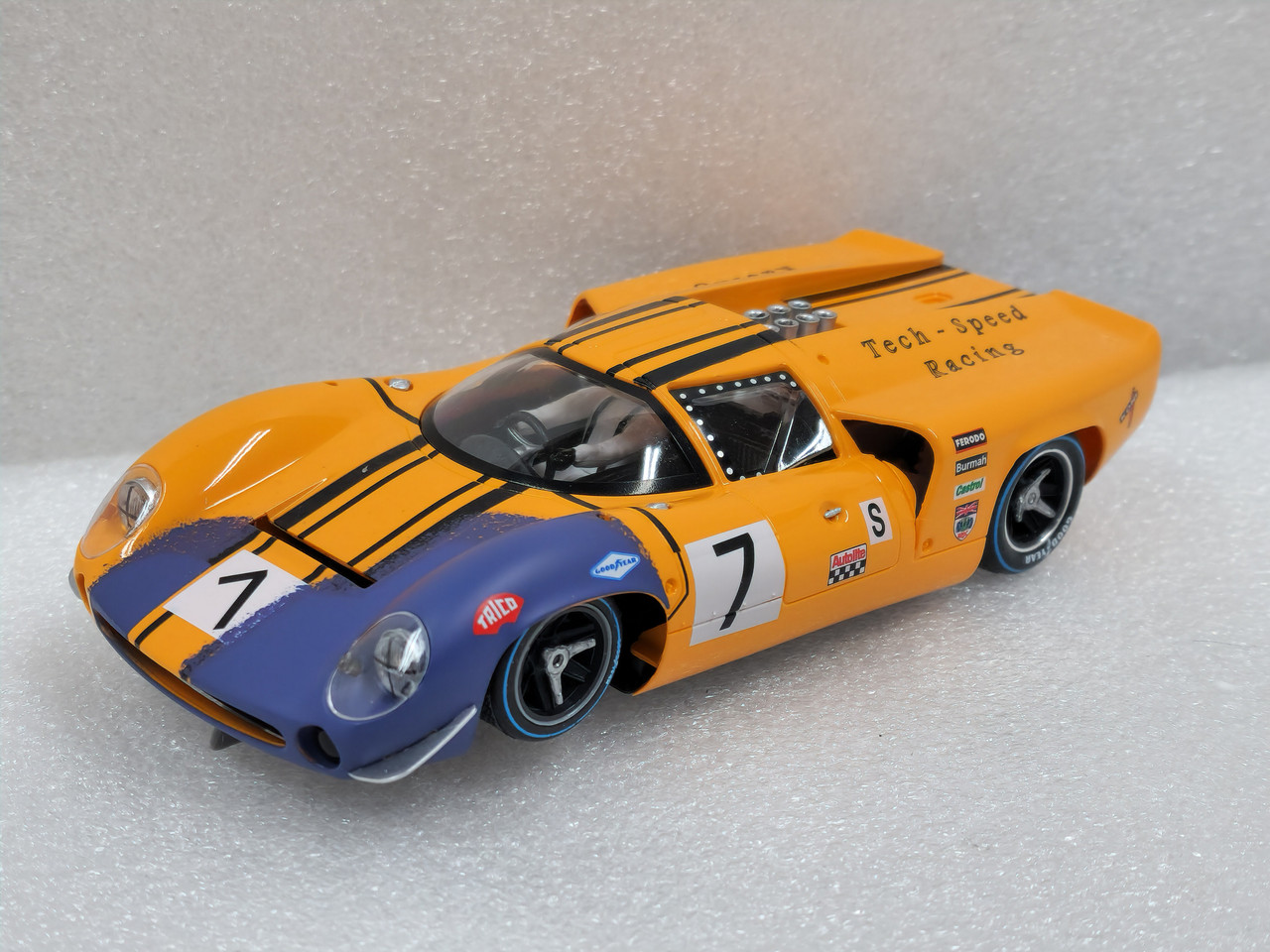 CA00105S/W Thunderslot Lola T70 MkIII BOAC Brand Hatch 1969, #7 1