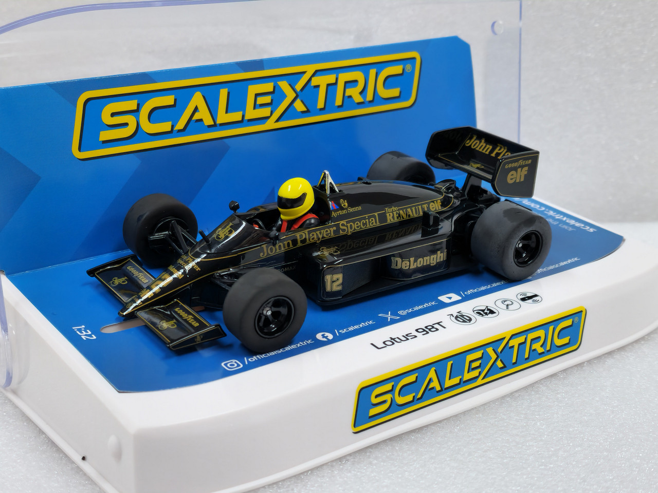 C4529 Scalextric Lotus 98T JPS Detroit GP 1986 - Ayrton Senna, #12