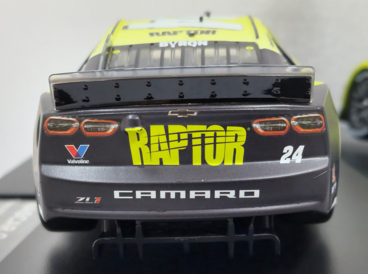 27767 Carrera Evolution NASCAR Camaro NextGen ZL1 Hendrick