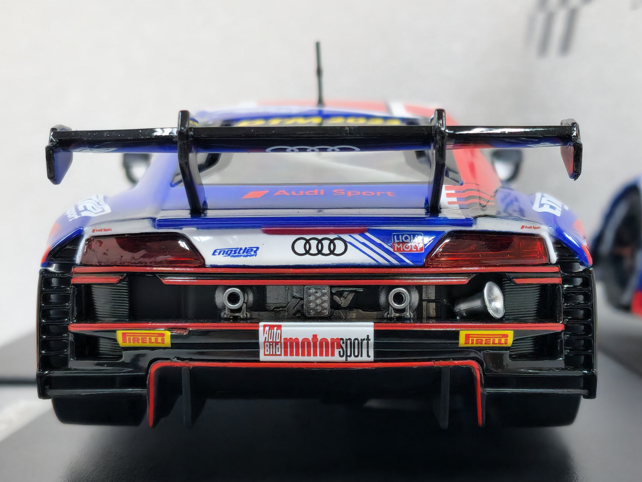 27771 Carrera Evolution Audi R8 LMS GT3 Evo II Engstler Motorsport