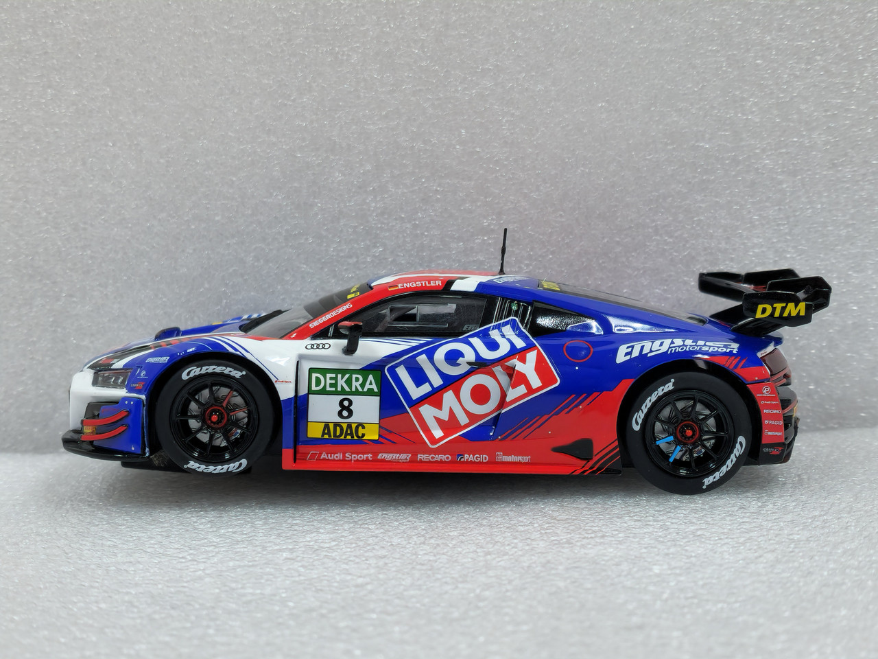 32010 Carrera Digital 132 Audi R8 LMS GT3 Evo II Engstler