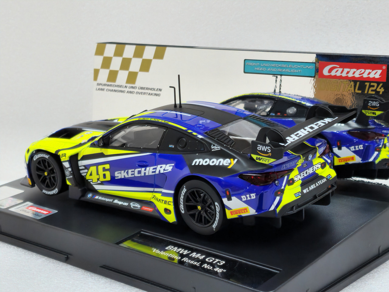 23969 Carrera Digital 124 BMW M4 GT3 Valentino Rossi, #46 1:24