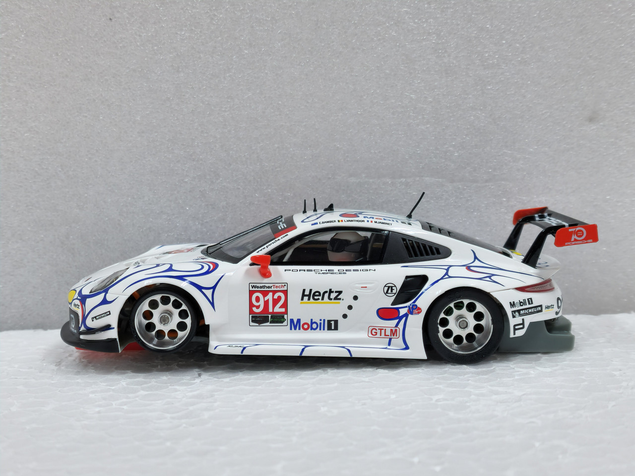 Porsche 911 RSR Le Mans 2018 911号車912号車 Porsche unveils special 911 RSR livery for Rolex 24 at Daytona