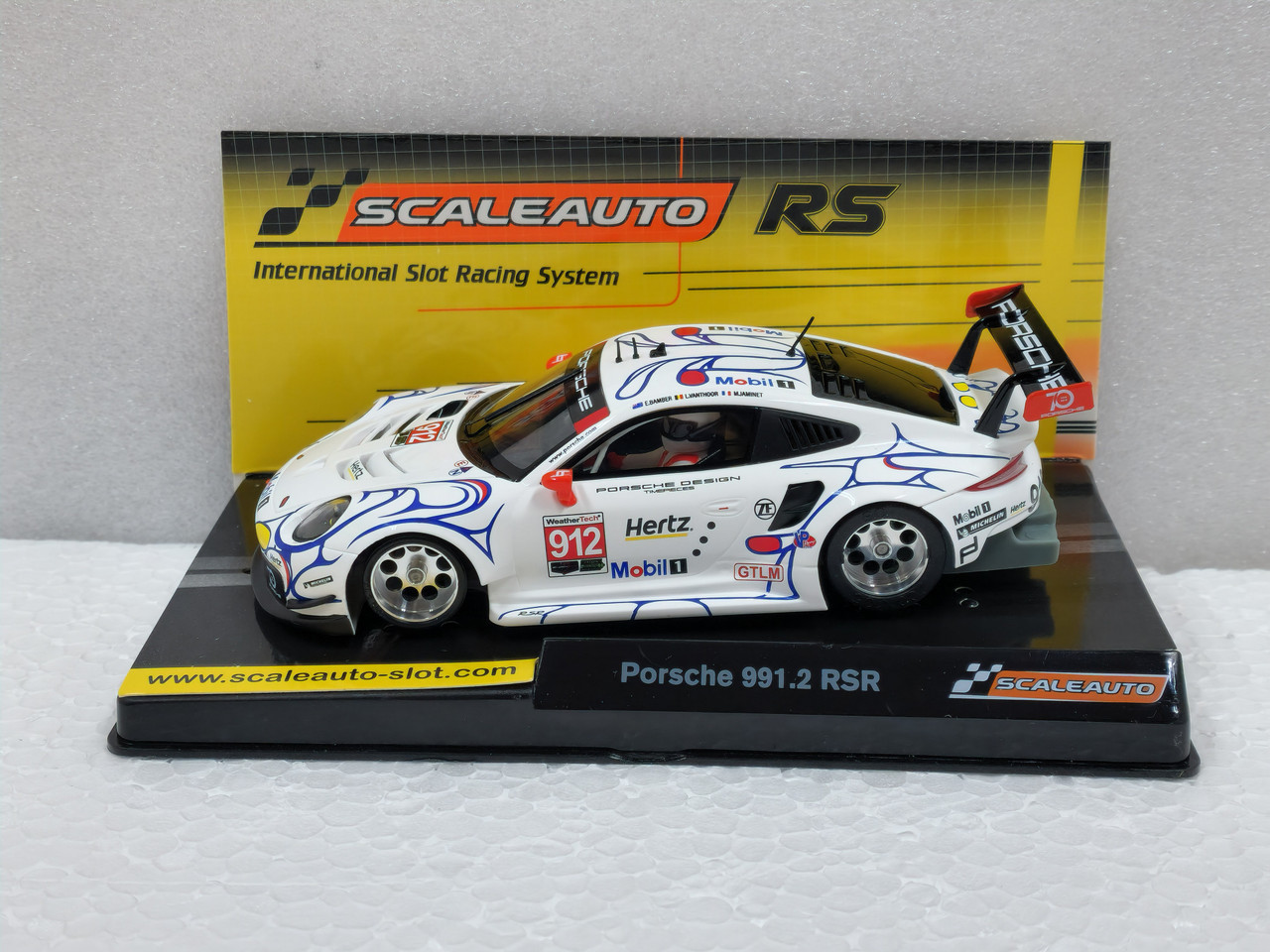 SC-6245RS Scaleauto Porsche 911 RSR GT3 Mobil 1 Petit Le Mans 2018