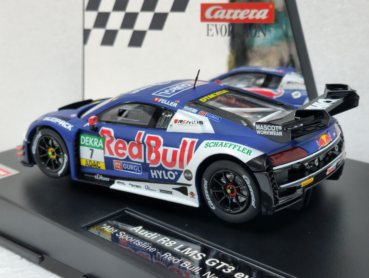 27801 Carrera Evolution Audi R8 LMS GT3 evo II Abt Sportsline Red