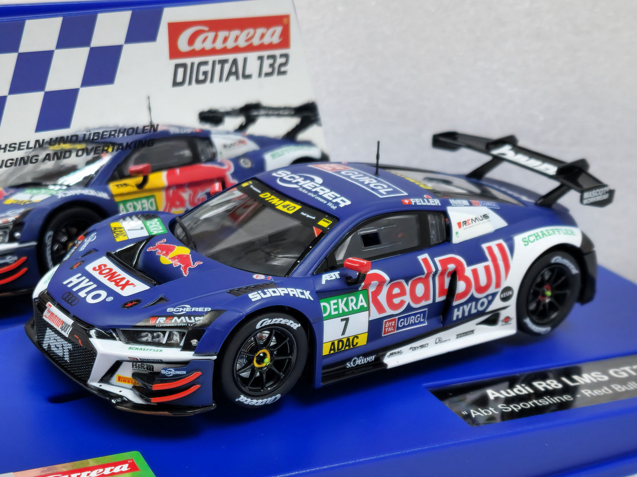 カレラ　Carrera DIGITAL 132 31063 Audi R8 Carrera Digital 132 Slot Car | Carrera Vehicles | Carrera 32