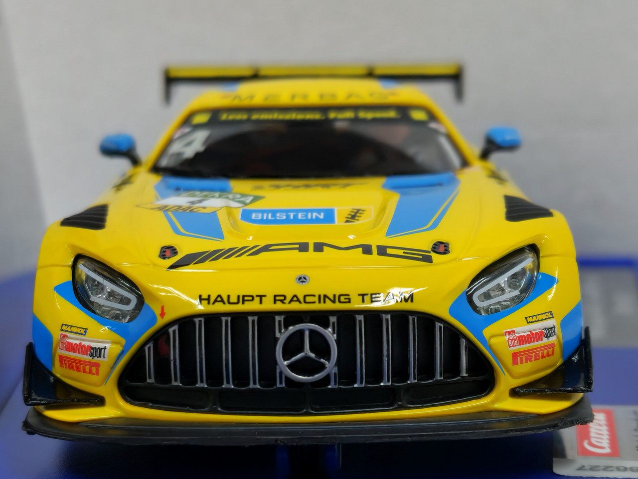 32014 Carrera Digital 132 Mercedes AMG-GT3 Mercedes-AMG Team HRT